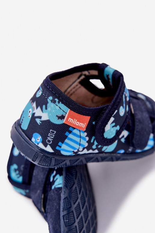 Papuče Milami deti s lepiacimi spojkami IN Dinosaury tmavomodrá Reathiana