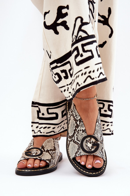 Ploché sandále s ozdobami hadie vzory béžová-Hnedá farba Haliones Ploché sandále s ozdobami hadie vzory béžová-Hnedá farba Haliones