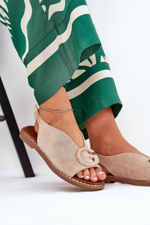 Ploché sandále s ozdobami béžová Haliones