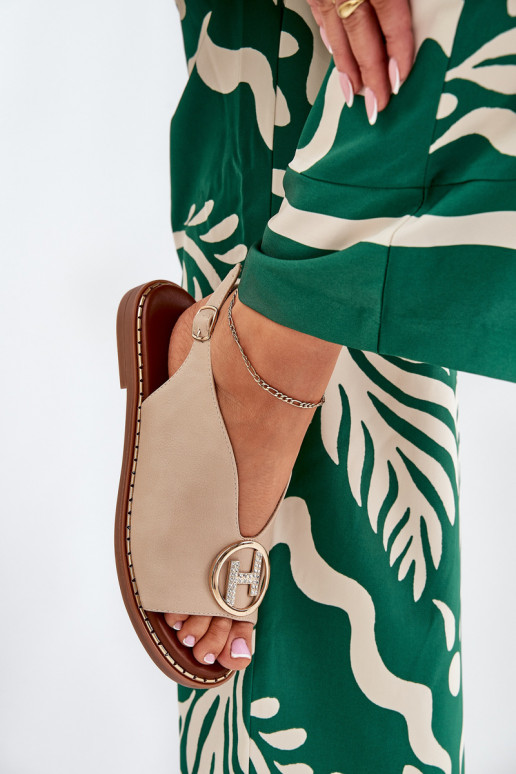 rovná sa Elegantný štýl sandále s ozdobami béžová Iseliria