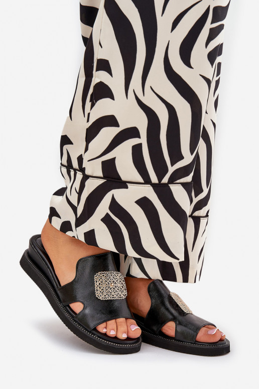 Dámske papuče Zapnuté INedge Eko Kožené s ozdobami čierna Sarela