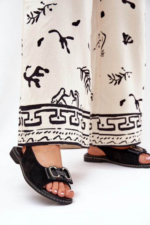 Ploché sandále s ozdobami z eko semišuoIne čierna Lilria