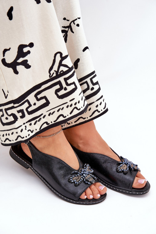 s leskom Dámske sandále s ozdobami rovná sa čierna Russona s leskom Dámske sandále s ozdobami rovná sa čierna Russona