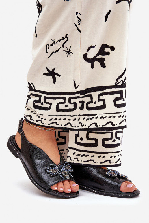 s leskom Dámske sandále s ozdobami rovná sa čierna Russona s leskom Dámske sandále s ozdobami rovná sa čierna Russona