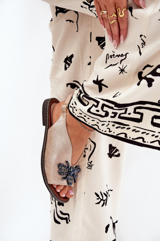 s leskom Dámske sandále s ozdobami rovná sa farba ružového zlata Russona