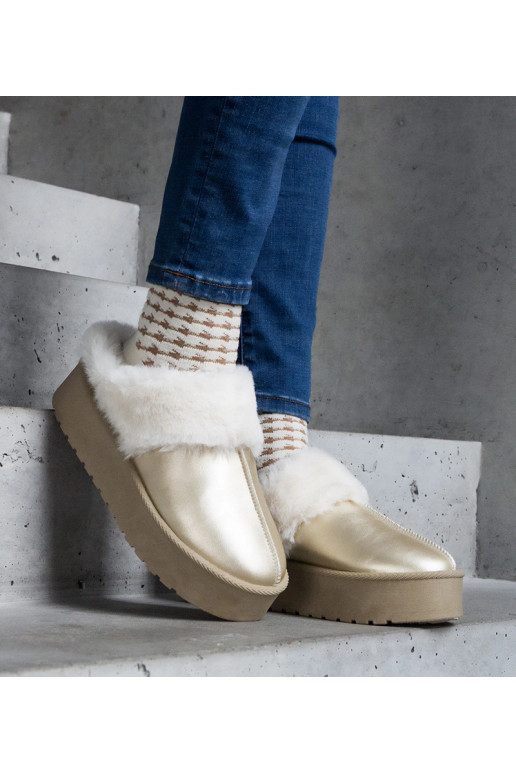 Zlaté papuče na platforme zdobené...