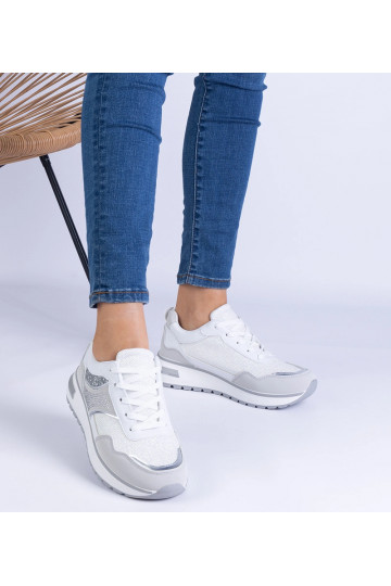 Biele tenisky zdobené... 2