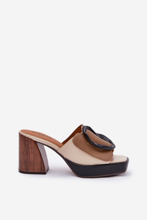 Dámske papuče Zapnuté SłupkoInym Obcasie s prackami béžová Amuria