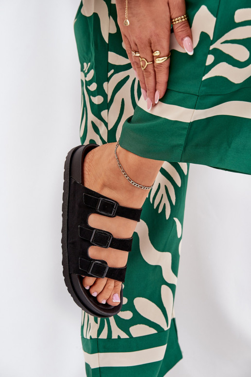 Dámske papuče S pruhmi I s prackamimi čierna Uliri