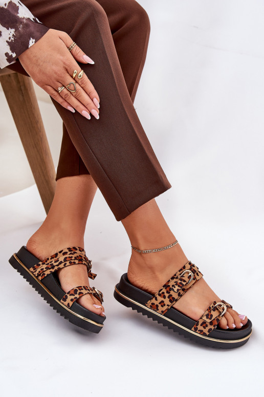 Dámske papuče so vzormi leopardej kožušiny s platformou S pruhmi I s prackamimi Hnedá farba Ziferte Dámske papuče so vzormi leopardej kožušiny s platformou S pruhmi I s prackamimi Hnedá farba Ziferte