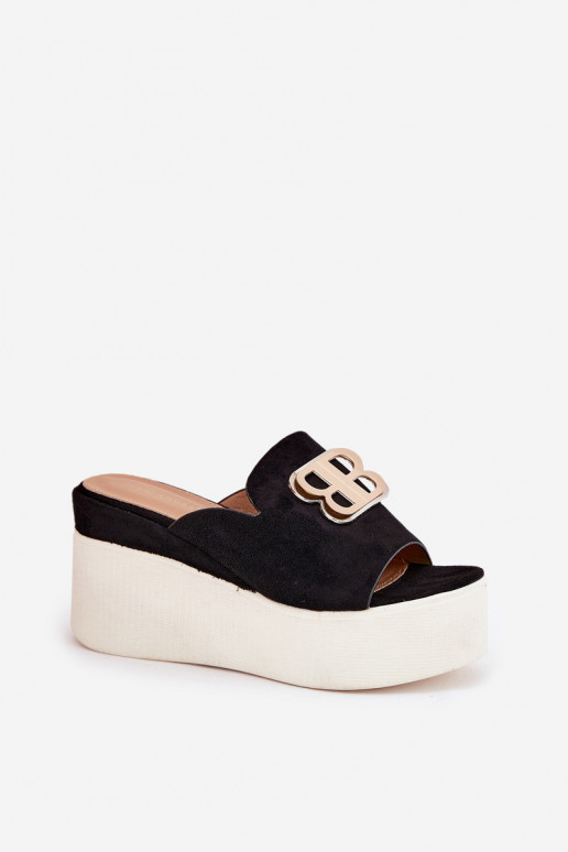 Papuče s platformou I Koturnie s ozdobami čierna Tanonea Papuče s platformou I Koturnie s ozdobami čierna Tanonea