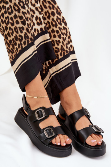 Dámske sandále s platformou I Koturnie s prackami čierna Genorre